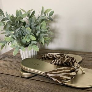 🎉Guess Sandals🎉